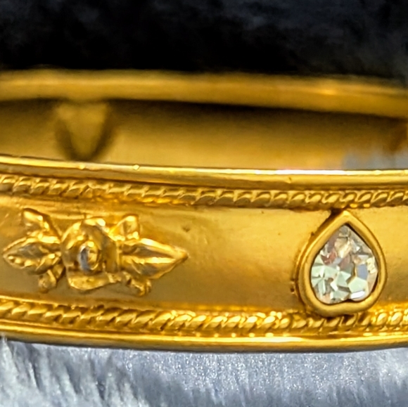 Avon Vintage Elizabeth Taylor "Love In Bloom" Bracelet - Picture 2 of 5